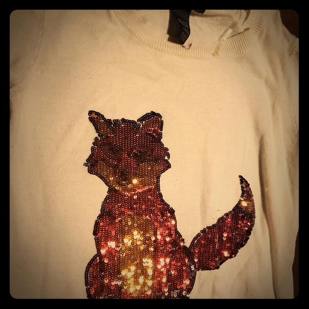 White sweater with sequin fox imagery